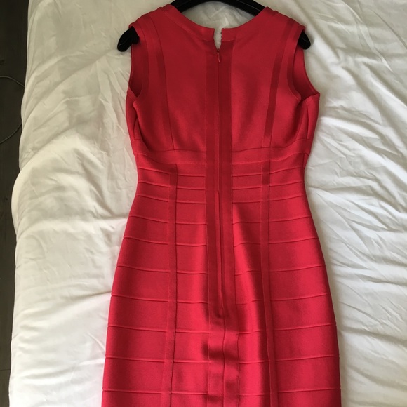 Dark hot pink Herve Leger dress - Picture 4 of 6